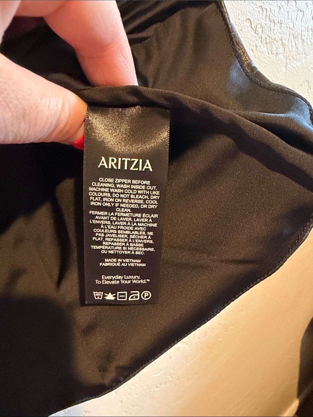 Aritzia Black Faux Leather strapless top - Picture 5 of 8